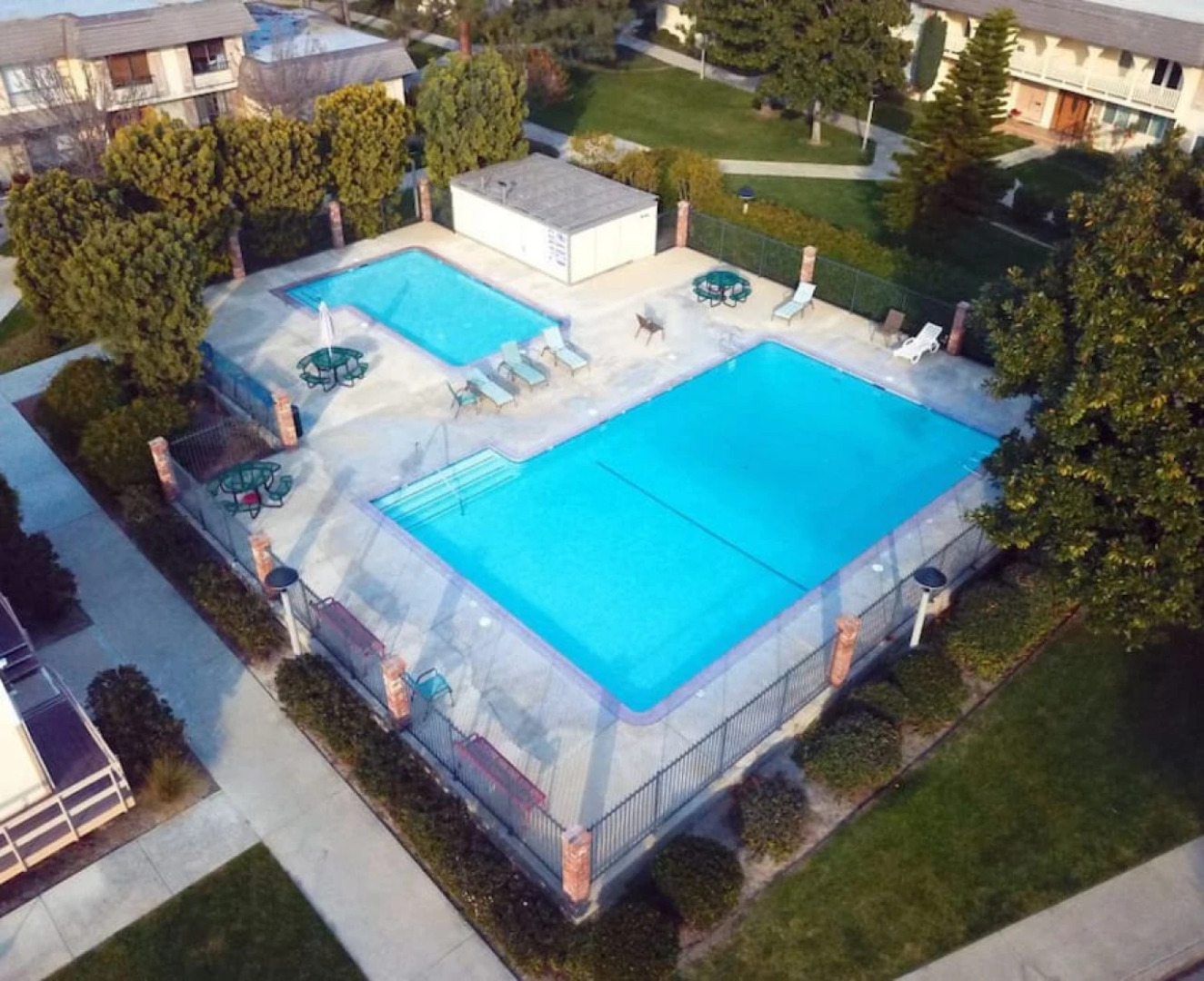 Cypress Serenity: 3Br Townhome With Garage, Private Patio, Community Pools (P33)