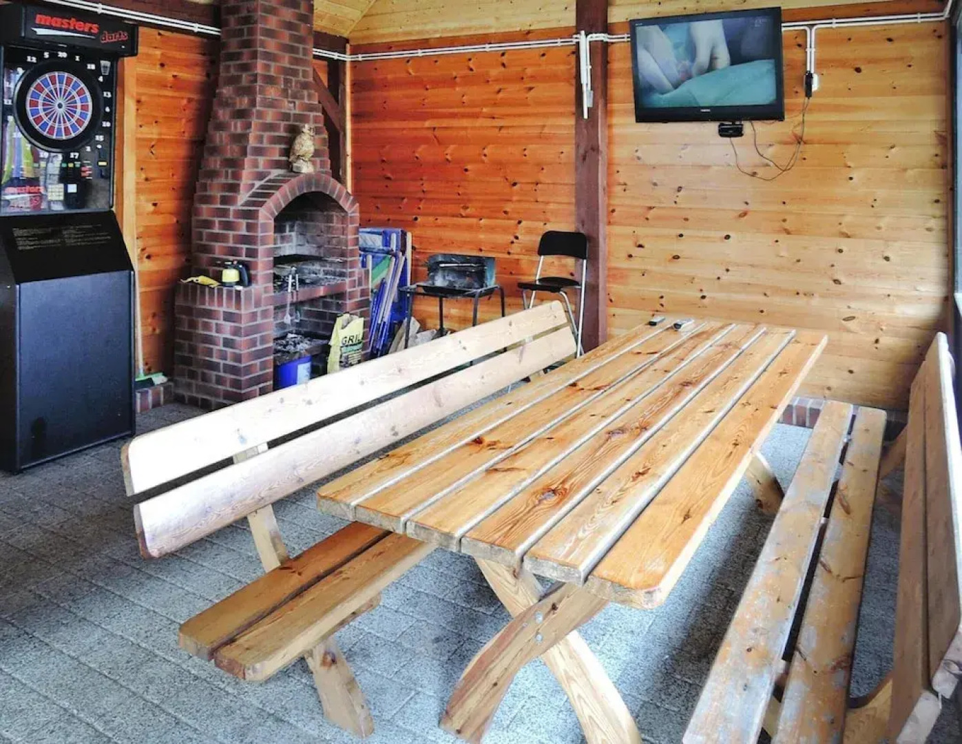 A Comfortable Holiday Home With a Swimming Pool and Jacuzzi in Miedzywodzie