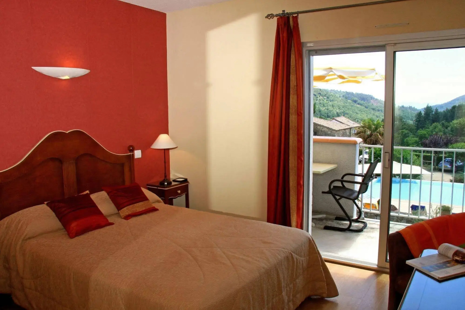 Hôtel le Chêne Vert