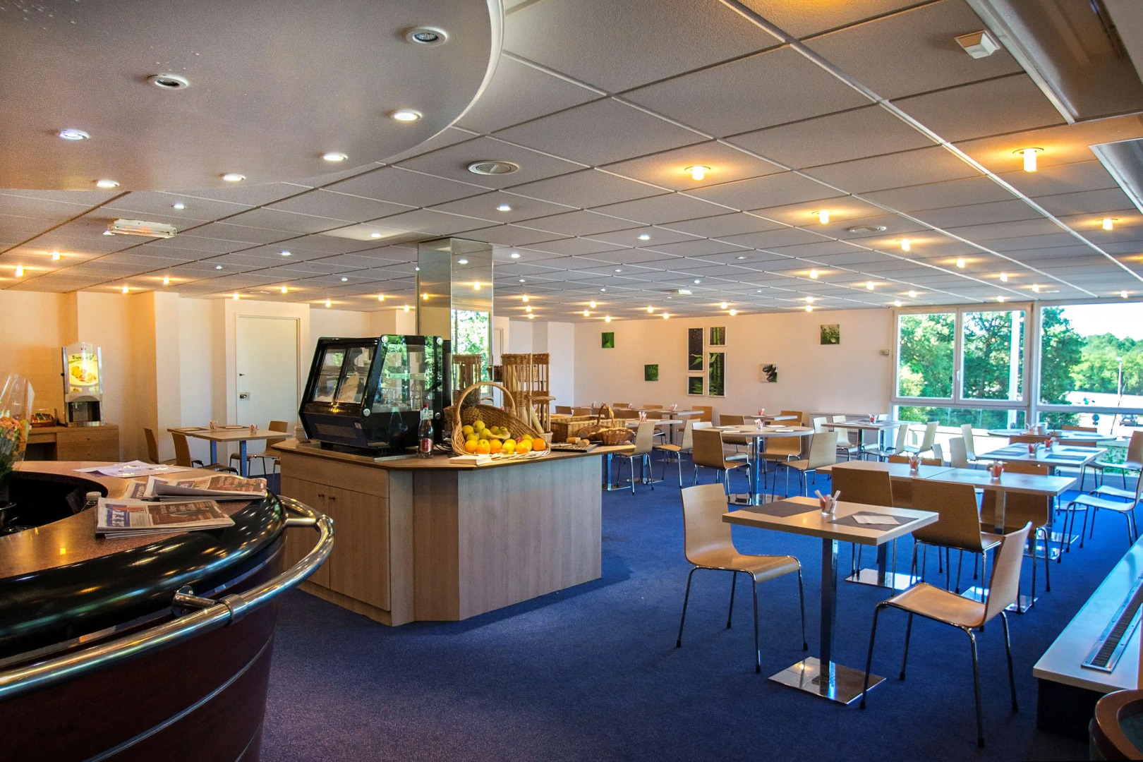 Hotel Kyriad Nemours