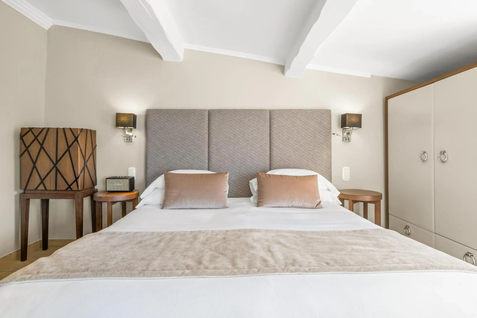 Chateau De La Chevre D Or