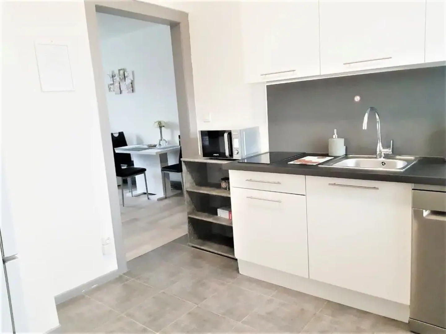 Comfort Stay Basel Airport 2A46