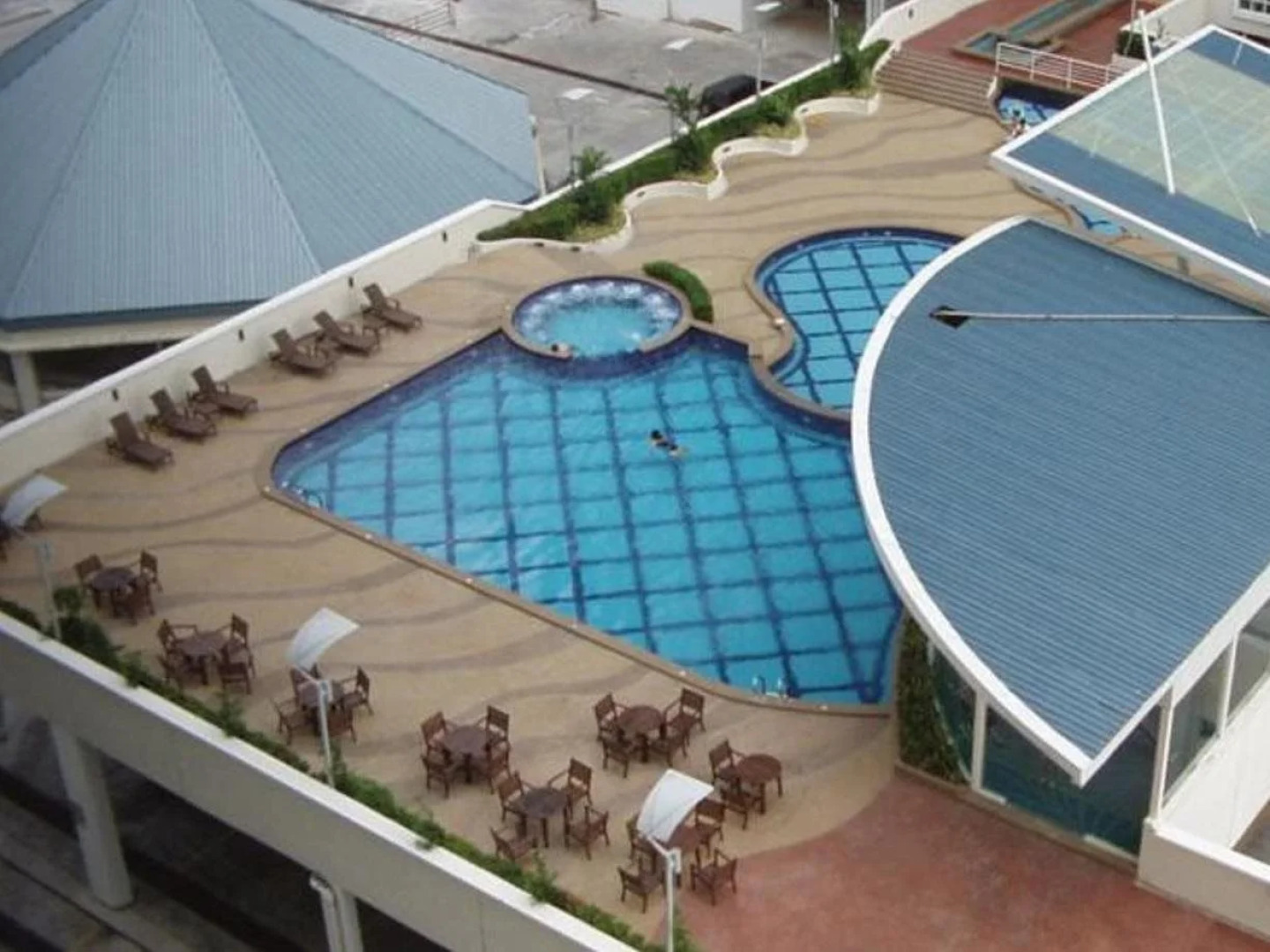 1 Borneo Tower B Service Apartment