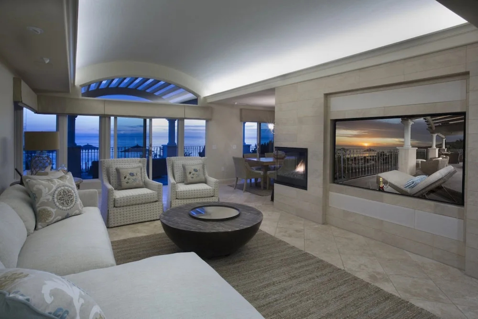 Sunset Cove Villas in Laguna Beach