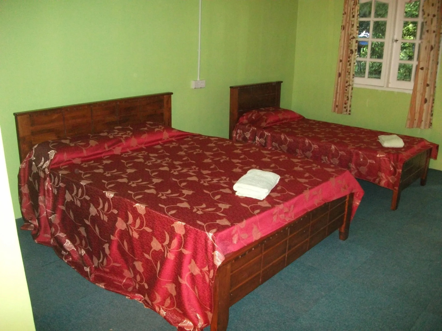 Nusa Holiday Village