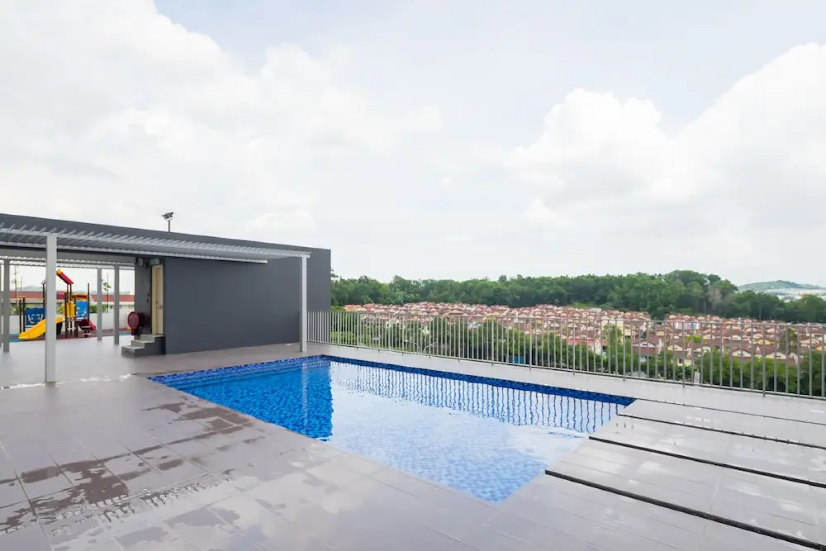 Omputeh Suite at Galleria