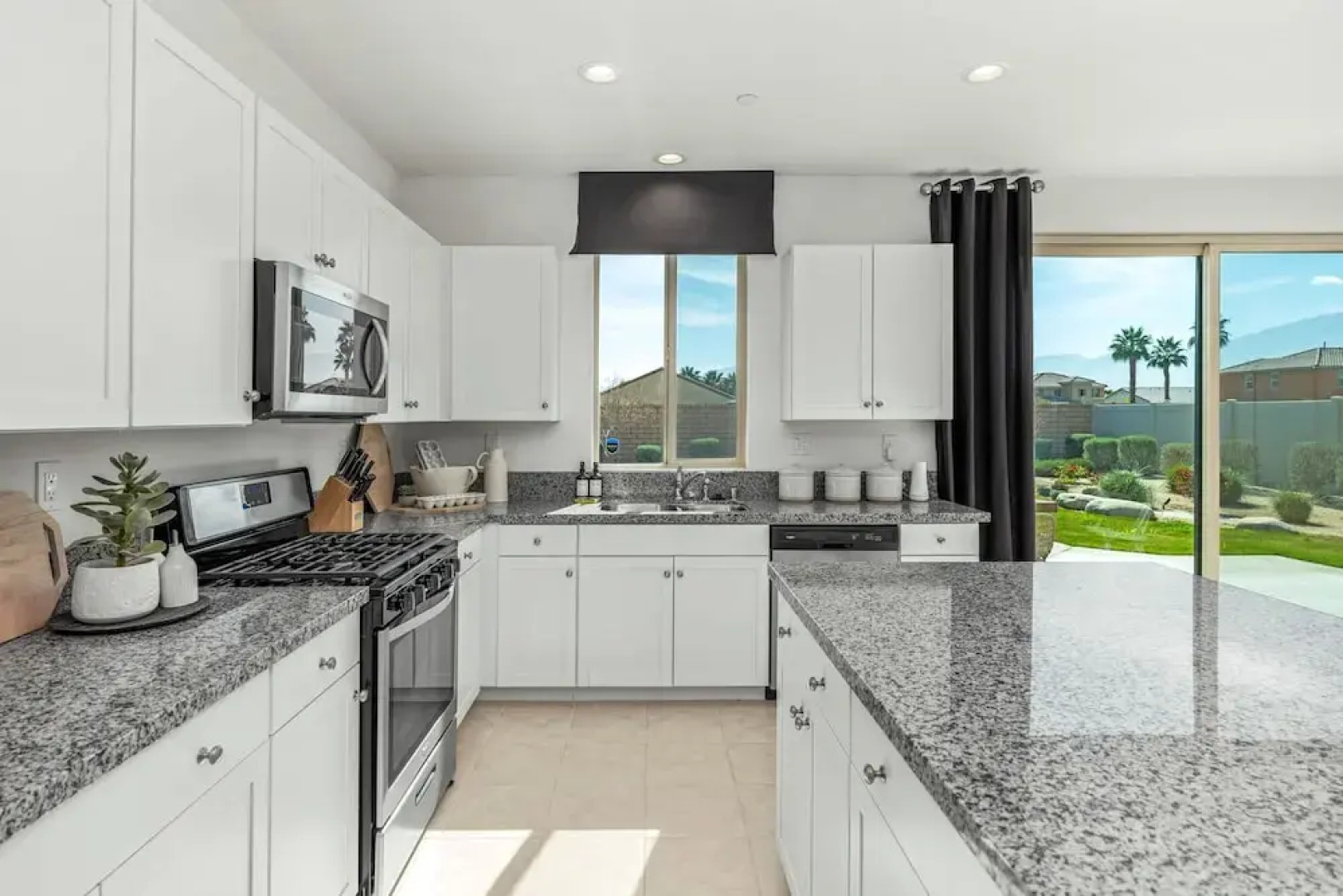 5br Family Home in Coachella Valley