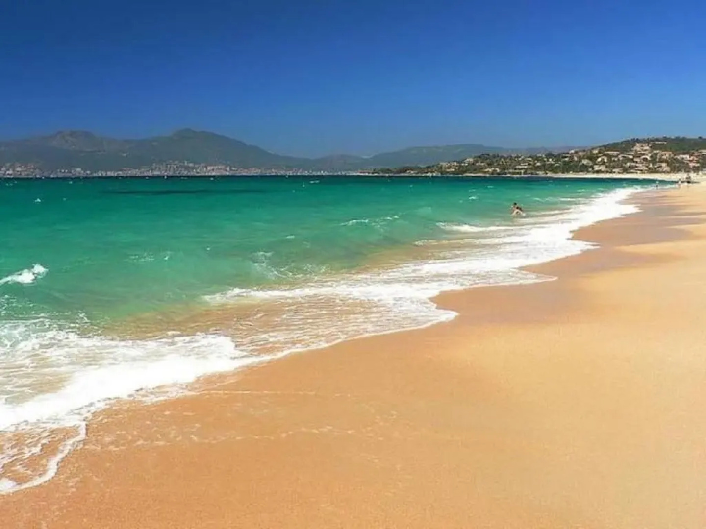 T2 Porticcio Agosta Plage 100m de la Plage