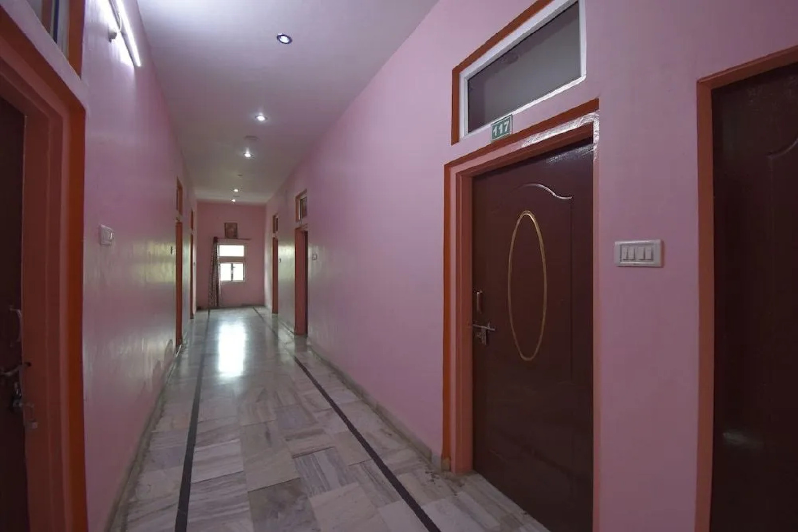 Oyo 47389 Hotel Sun N Star