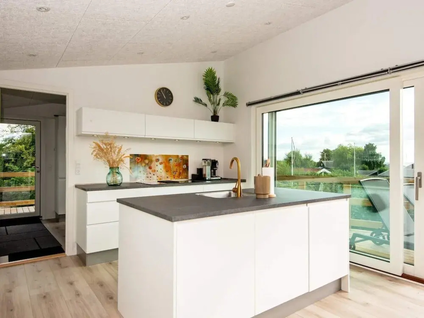 10 Person Holiday Home in Bjert