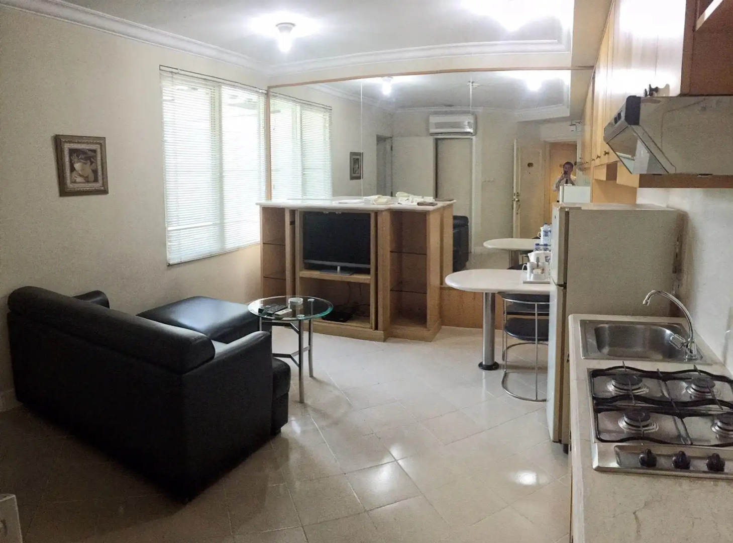 Batavia Hotel and Serviced Apartments