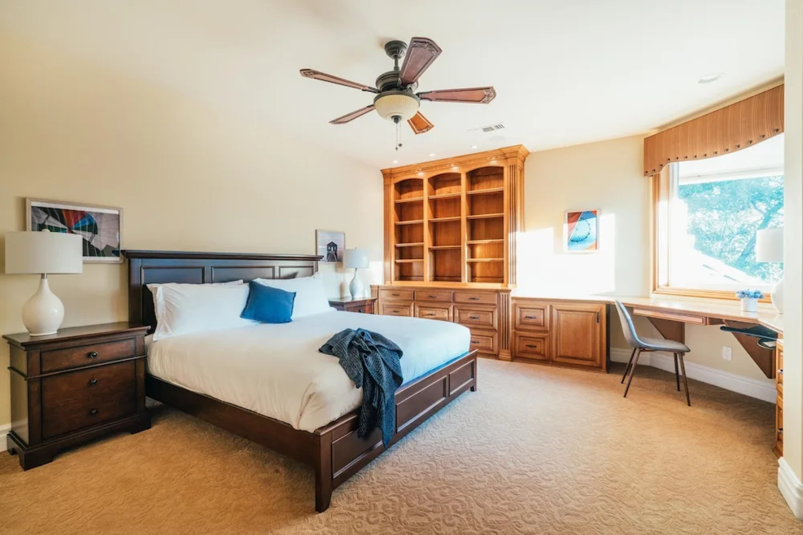 Oak Manor - Callaway