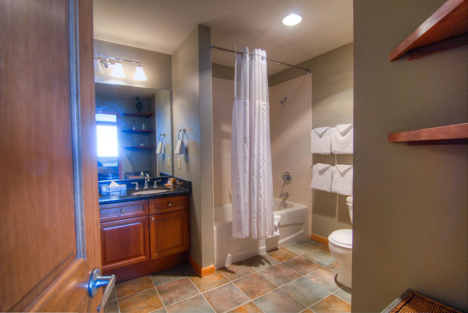 Zephyr Mountain Lodge