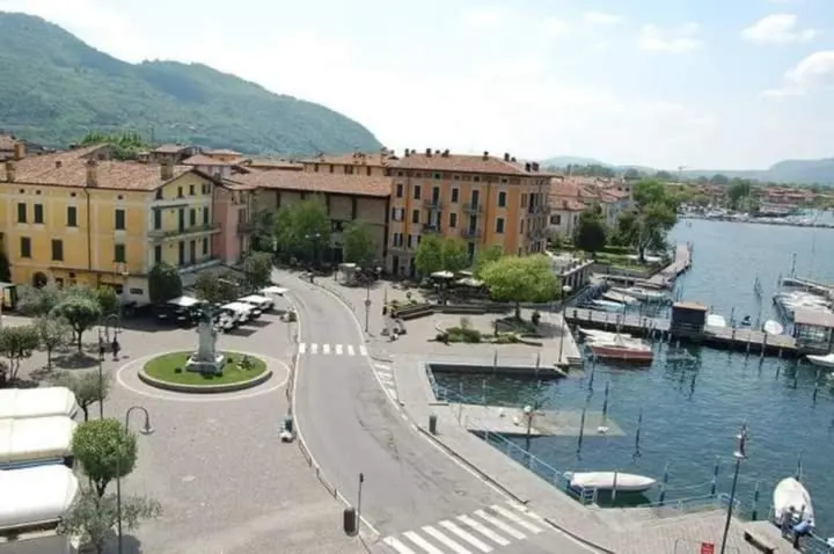 La Fontana Fiorita 2