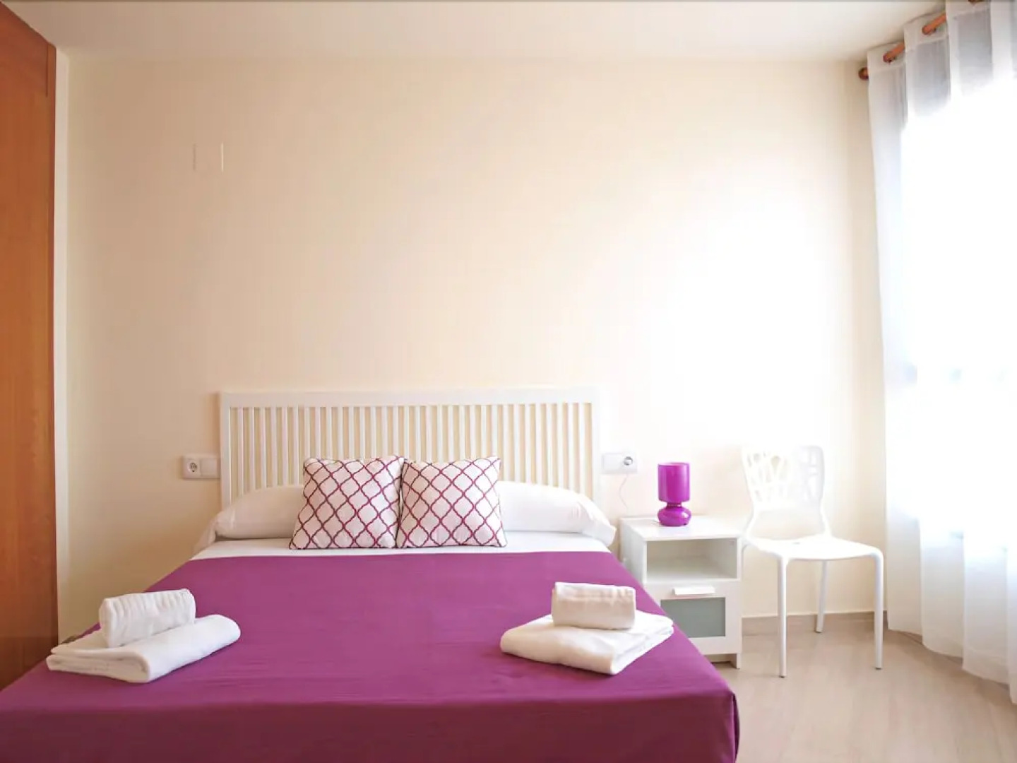 ApartUP Blue Opera View