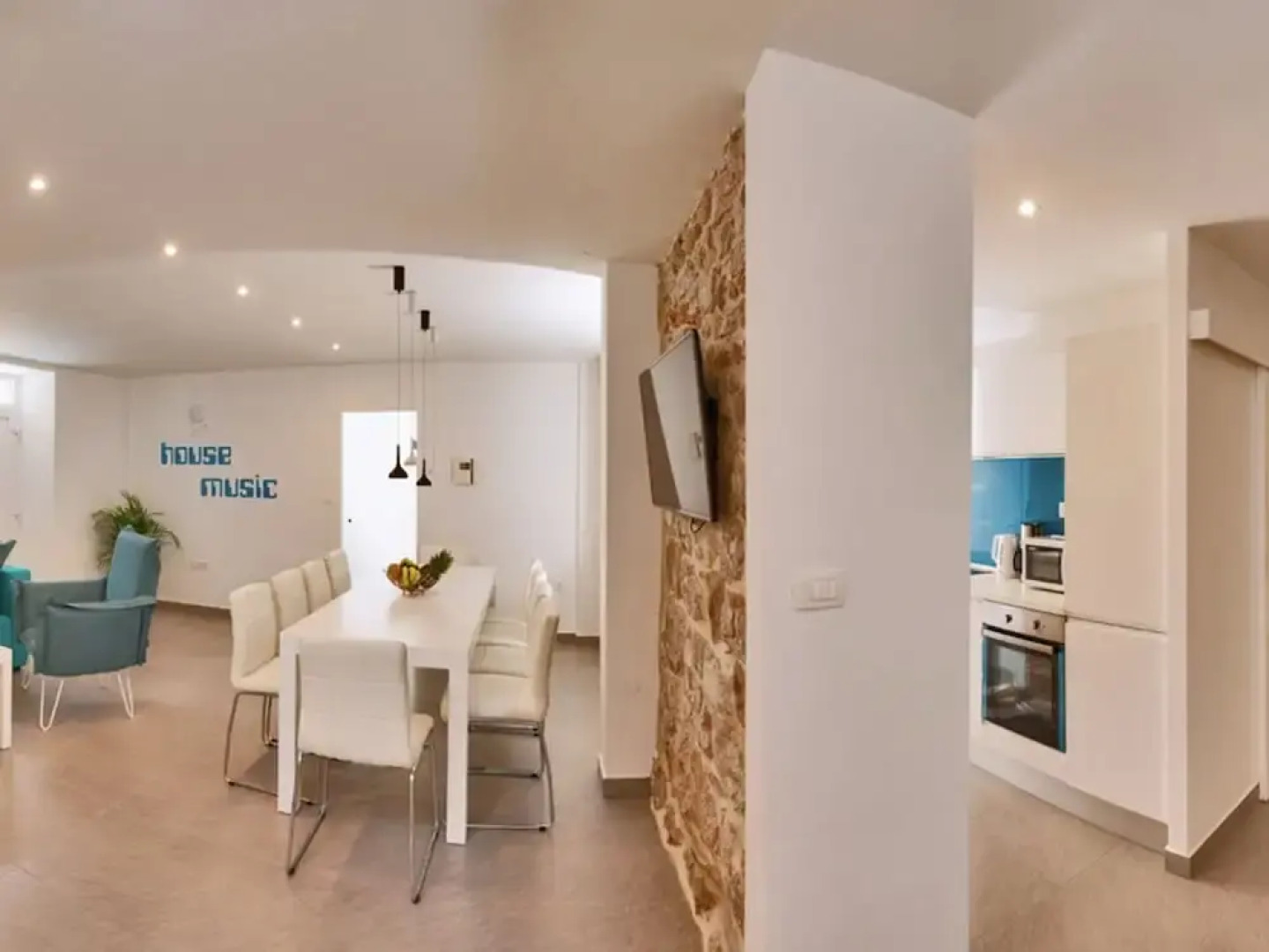 Sea-view Villa in Bol with Hot Tub, Sauna, Whirlpool