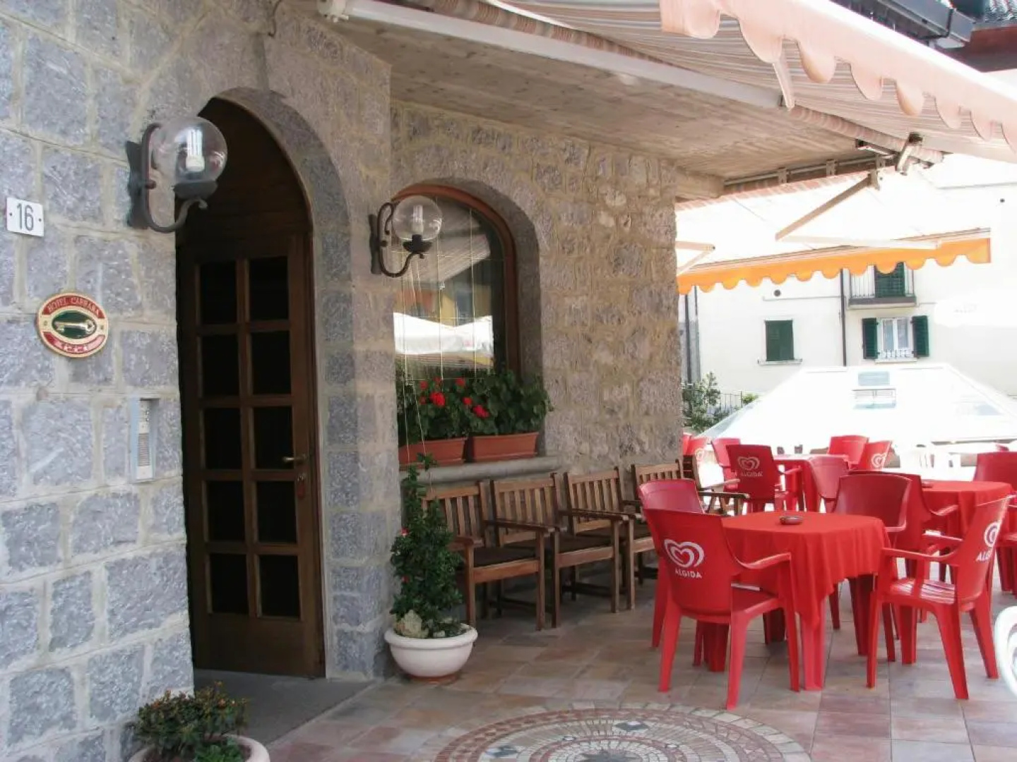 Hotel Carrara