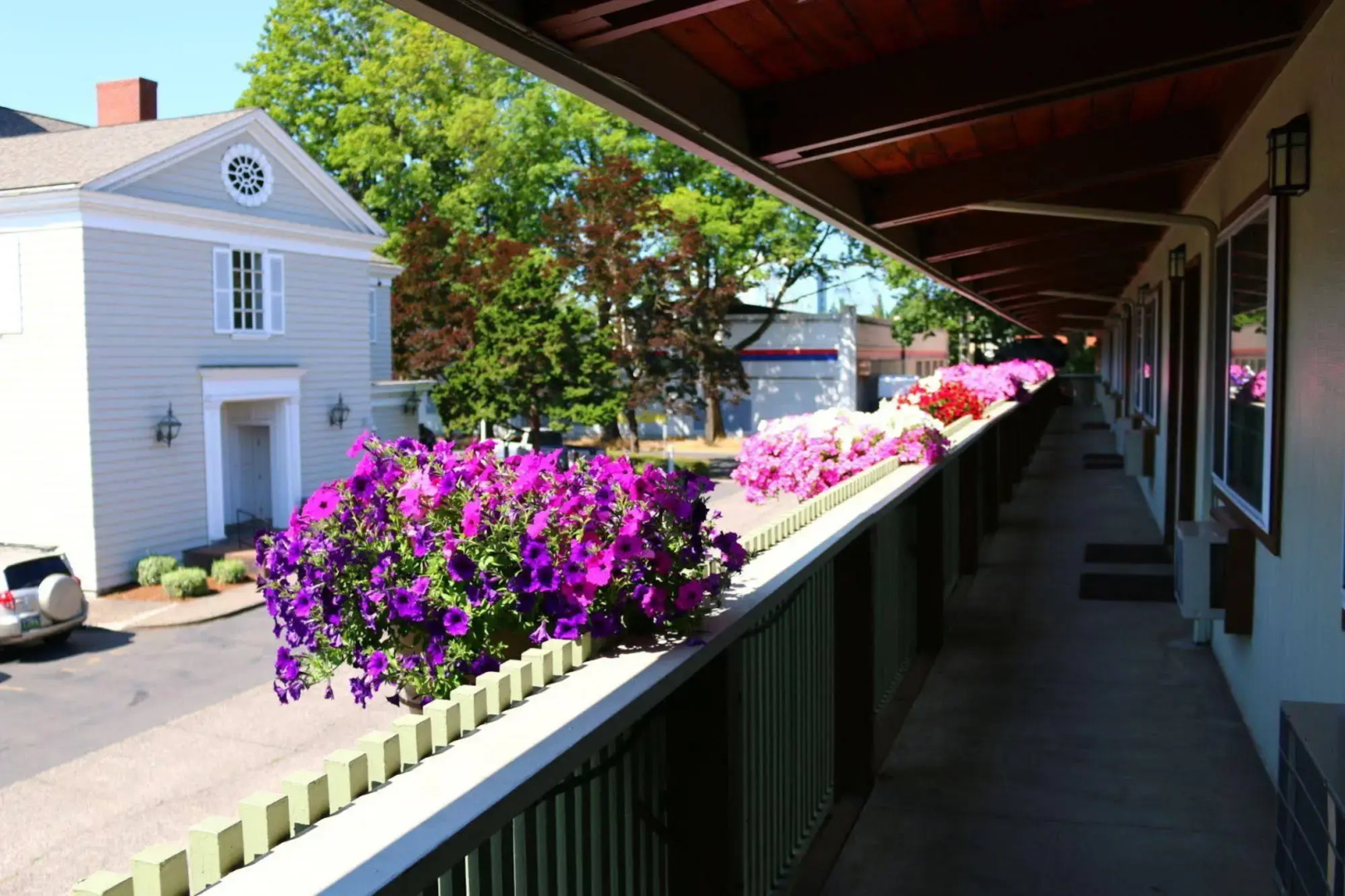 Timbers Inn