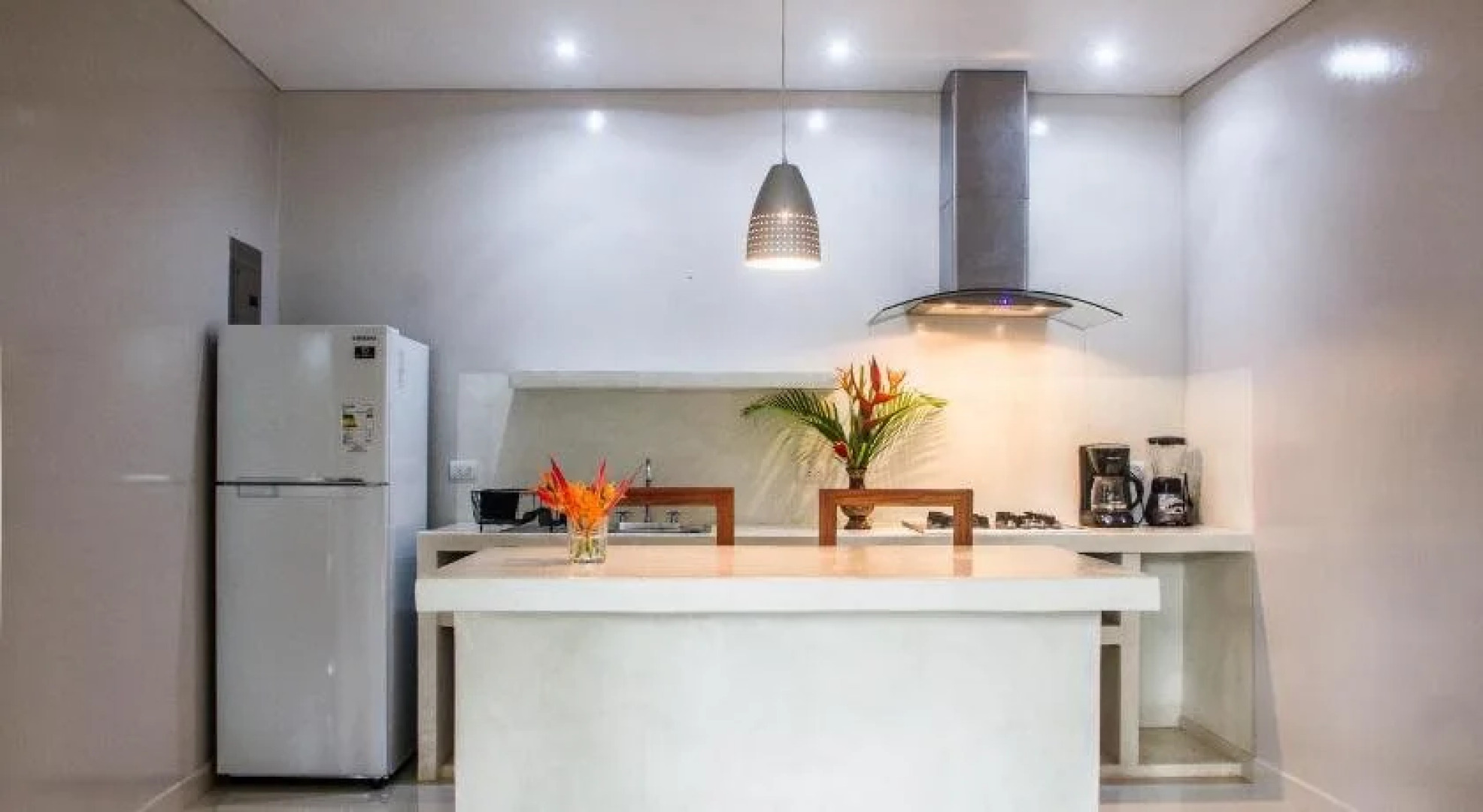 Honu Beach Apartments