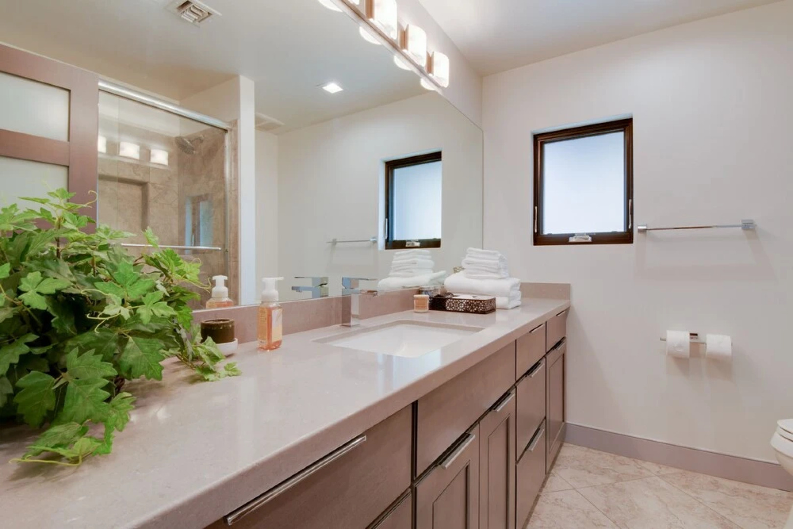 Pool, Spa, Game Room: Luxury Fountain Hills Escape