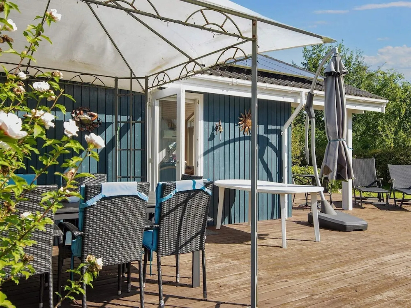 Serene Holiday Home in Juelsminde near Beach