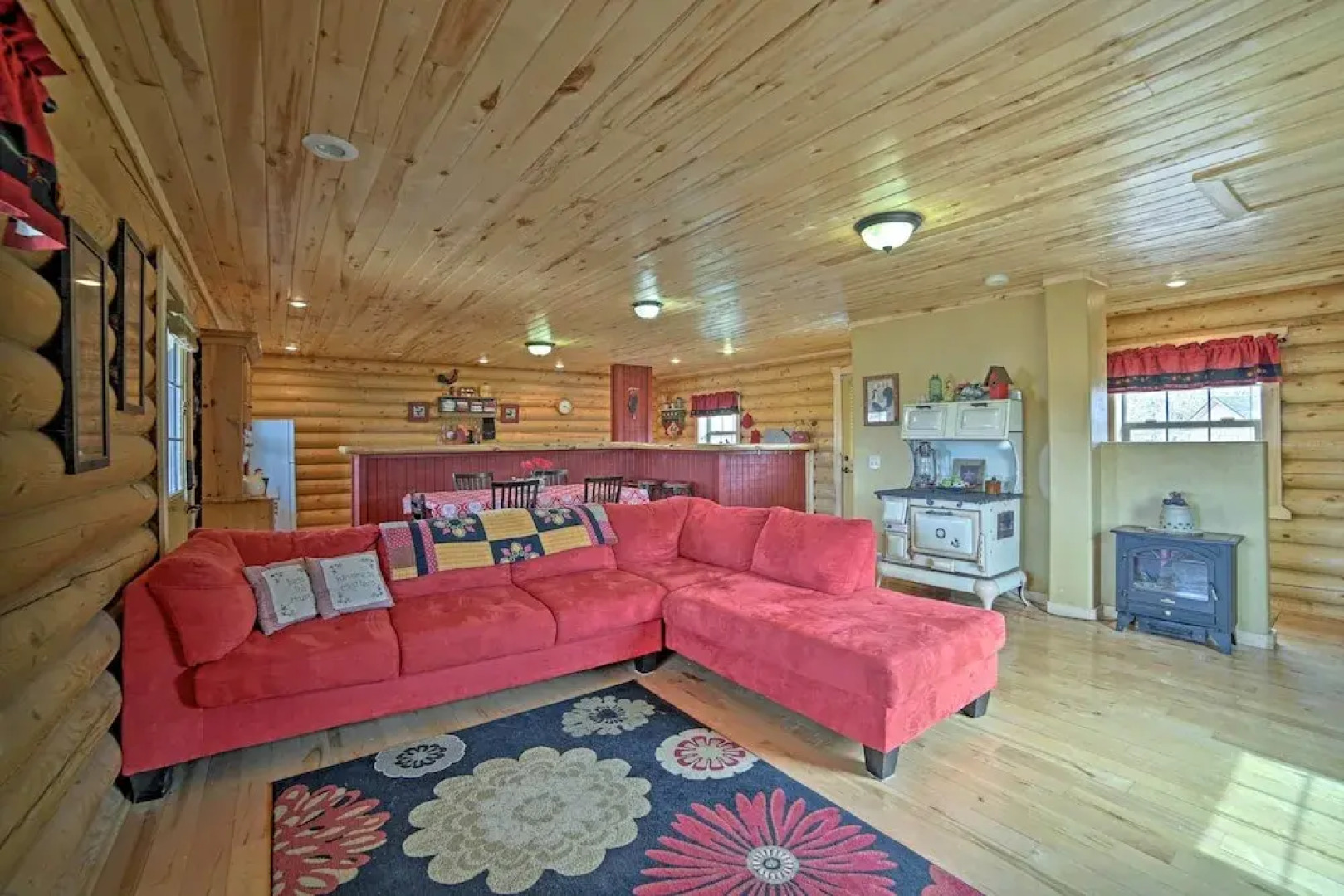 Rustic Cabin Near Palisade State Park w/ Deck!