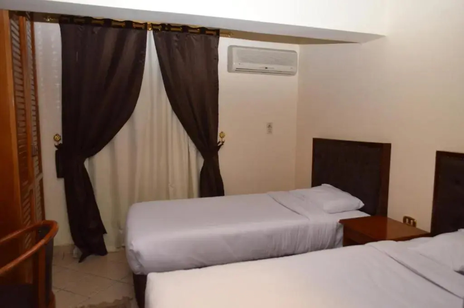 Al Saraya October Hotel