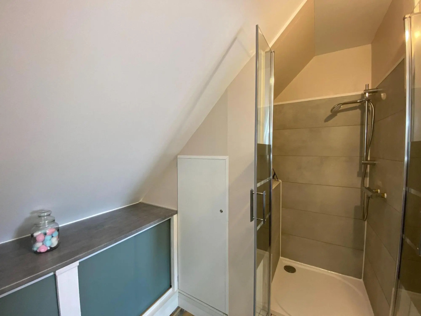 Holiday Home in Normandy Near Sandy Beaches