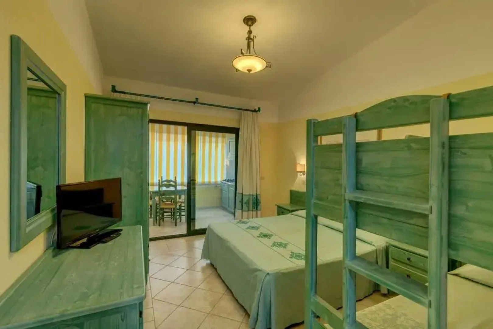 Cala Viola Residence con piscina