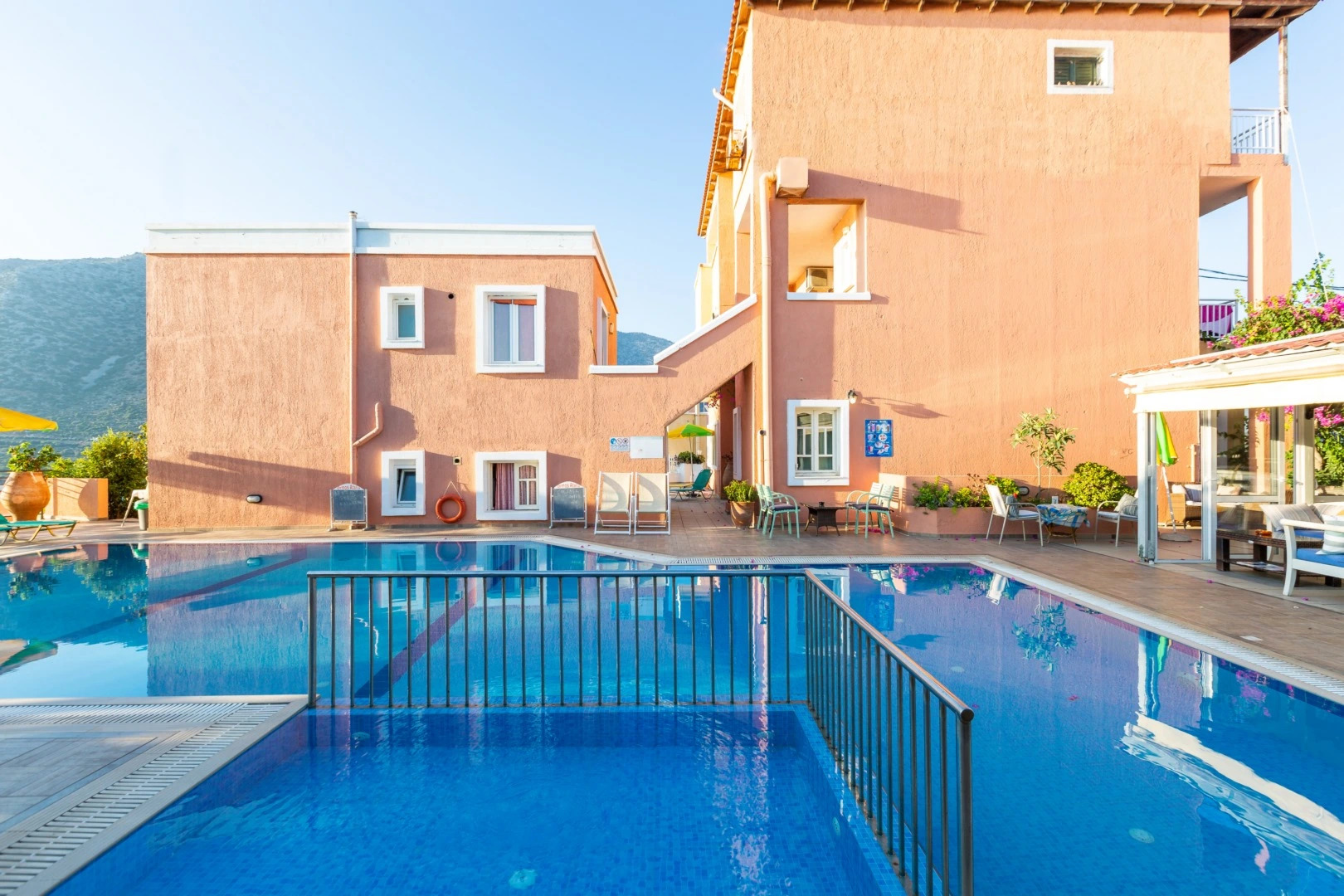 Ormos Atalia Aparthotel