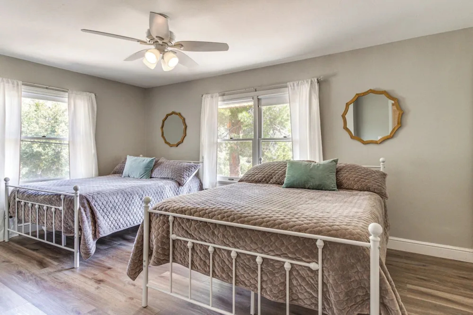 Beautiful Kernville Home w/ Game Room & Mtn Views!