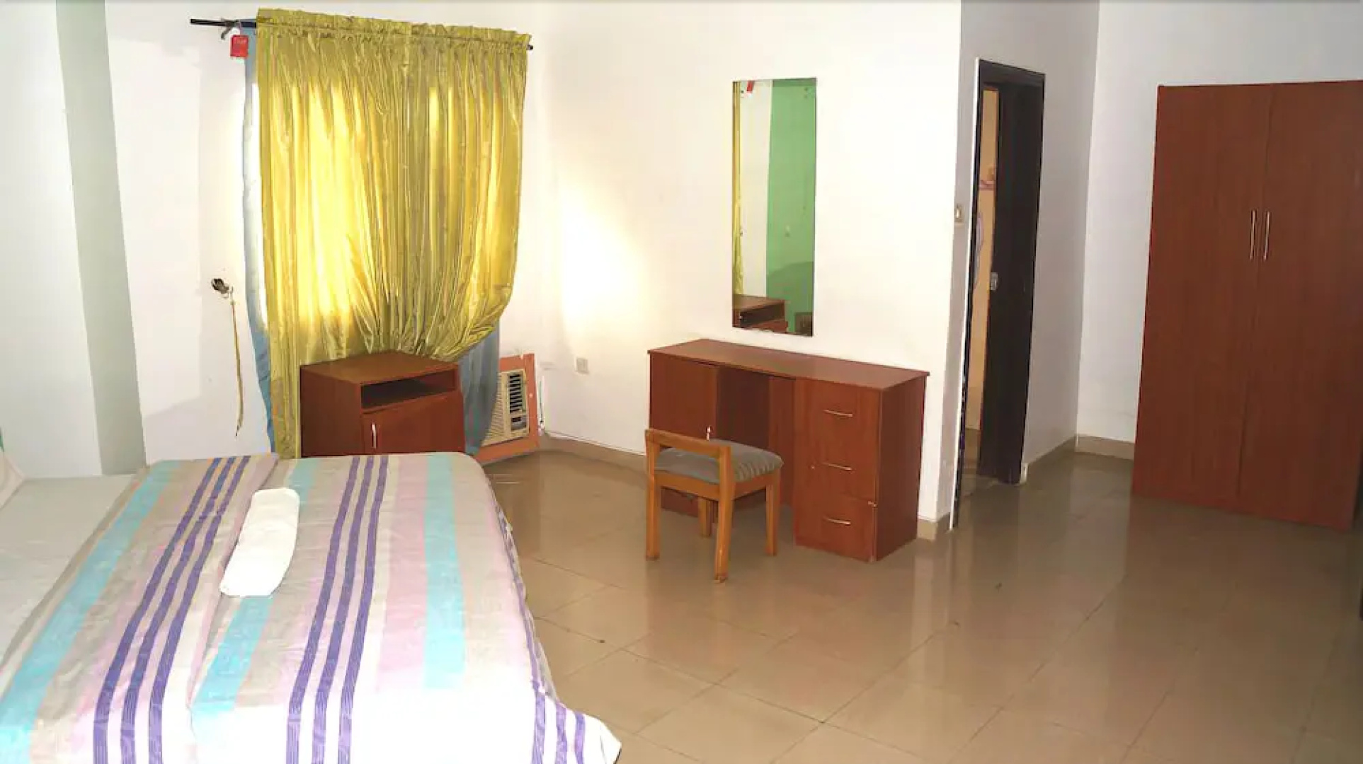 Thornberry Lekki Oxford