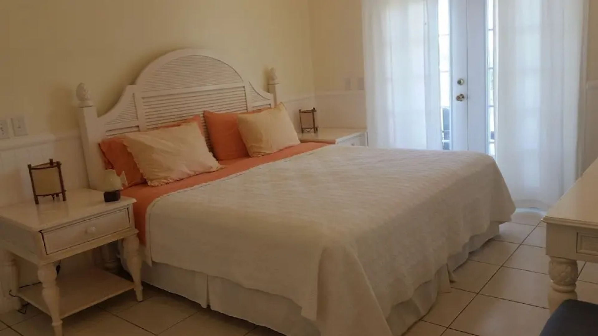 Sanctuary Condominiums and Retreat