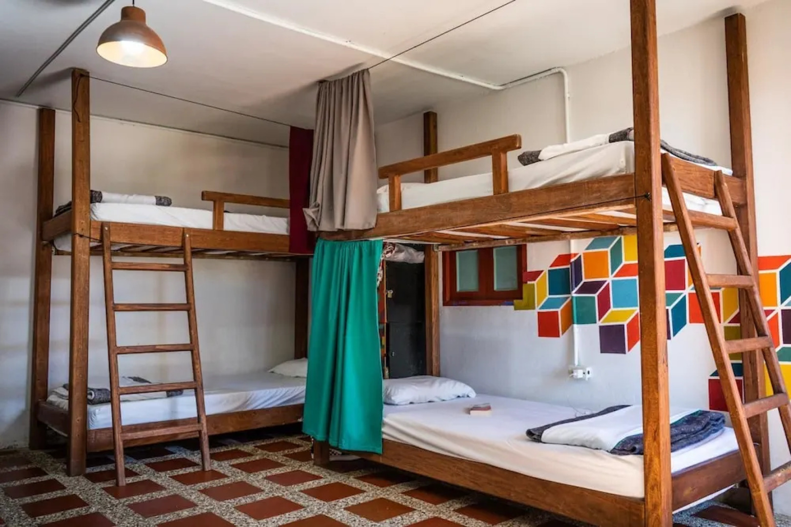 Casa Kayam Hostal y Residencia Artistica