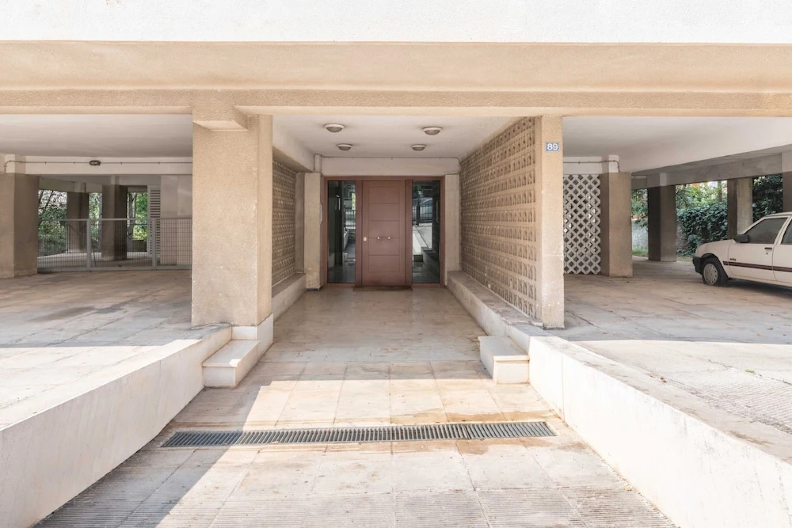 Outstanding 2BR Apartment in Cholargos