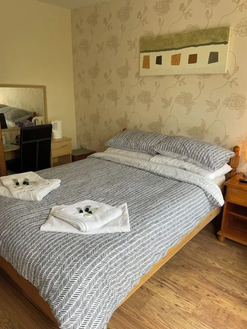 Rooms at the Huntsman Inn