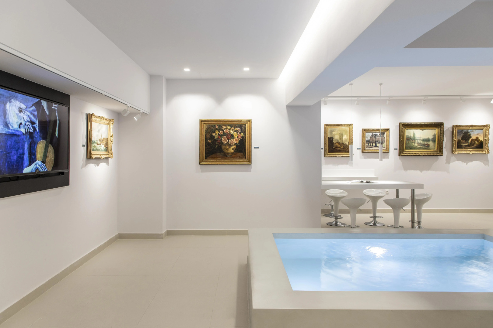 Gallery Suites & Residences, Piraeus