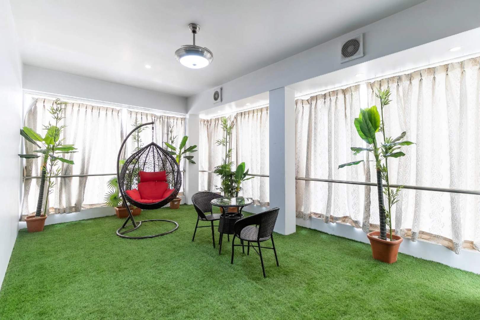 Palette - Silver Leaf