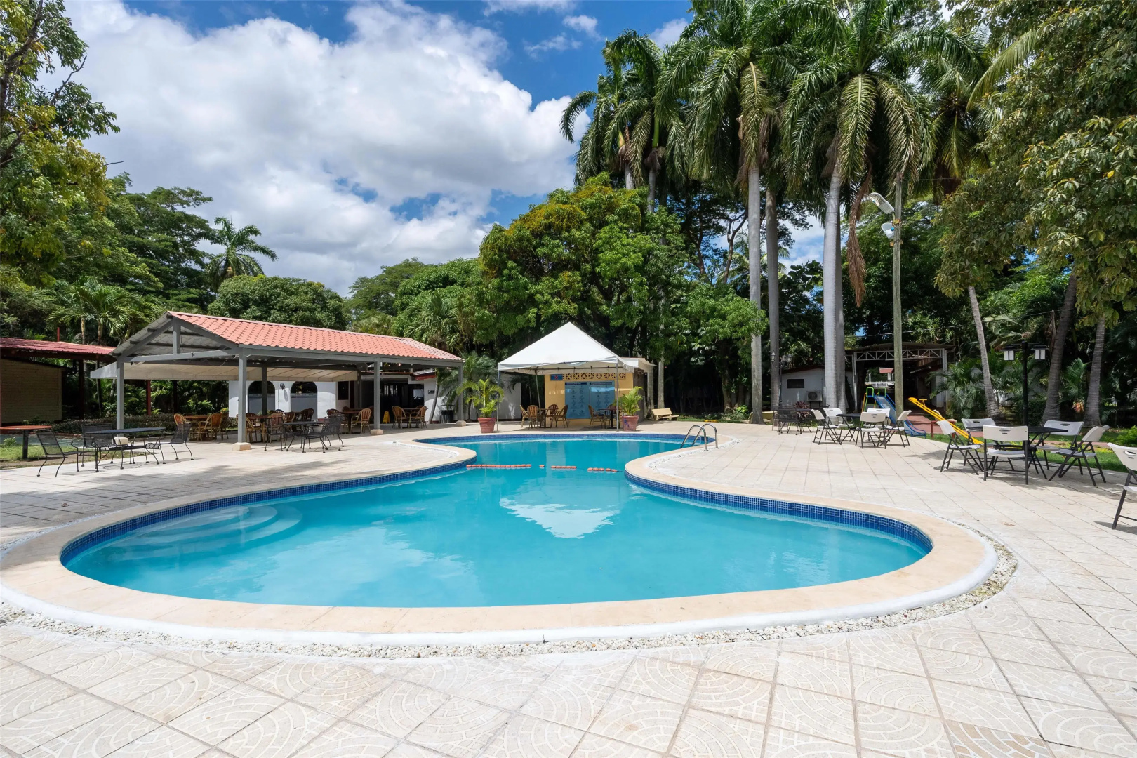 Best Western Las Mercedes Airport