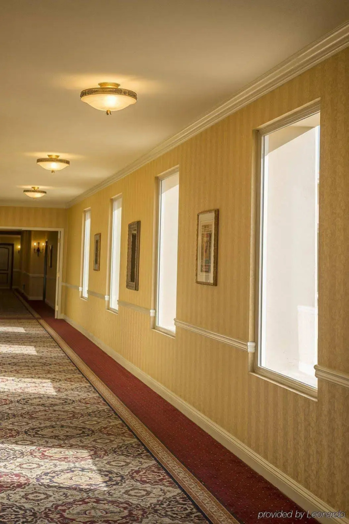 Ayres Hotel Manhattan Beach LAX