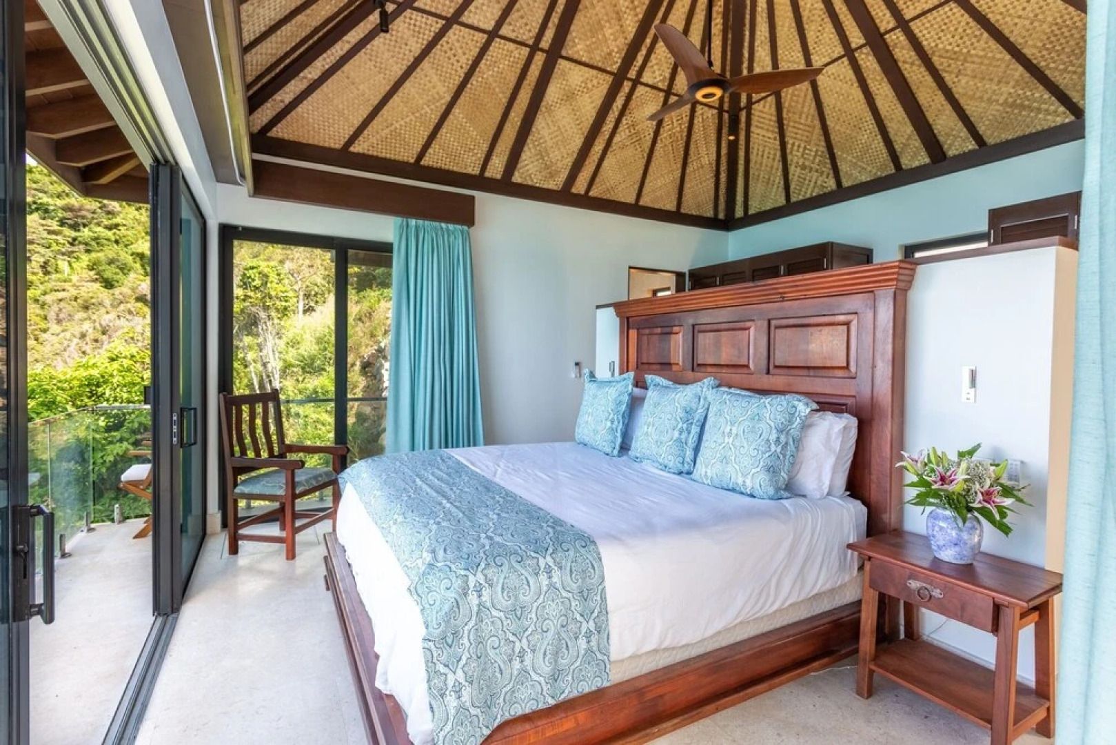 M&M Cooper Bay - The Cooper Bay Villas