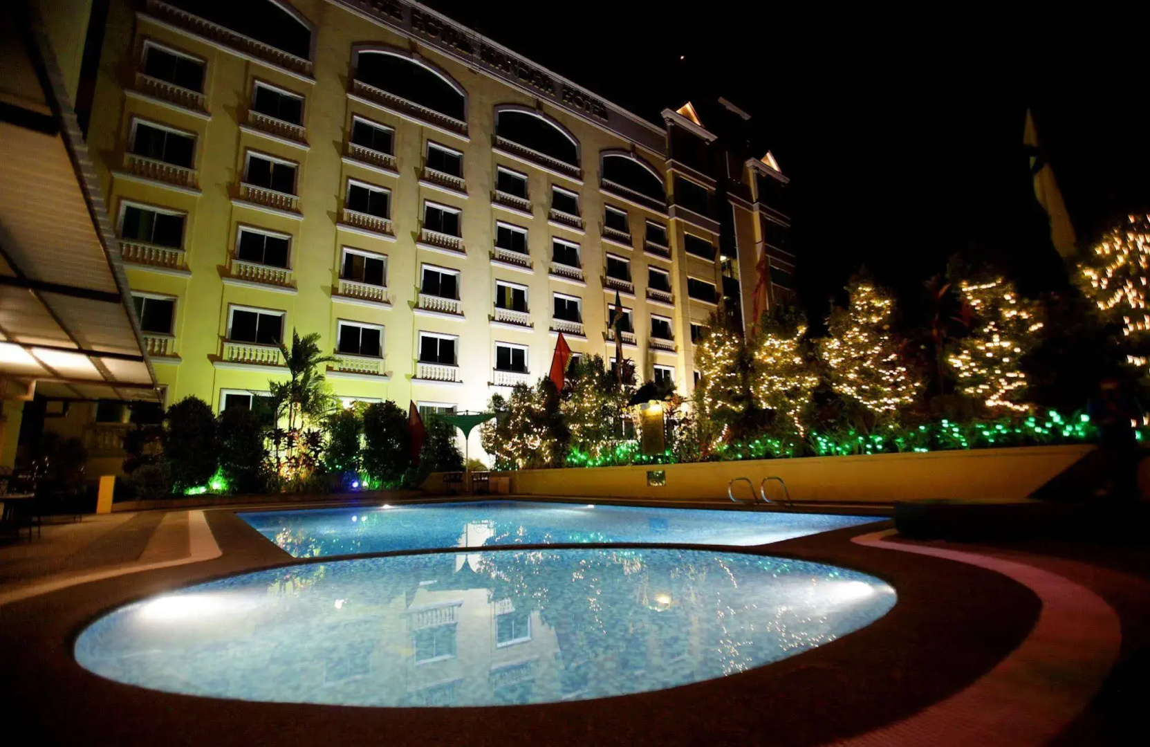 The Royal Mandaya Hotel