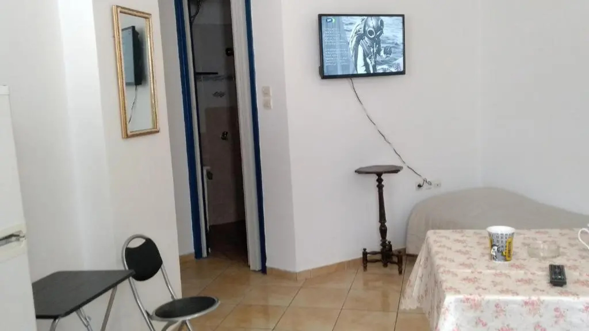 Akti Miaouli Holiday Home