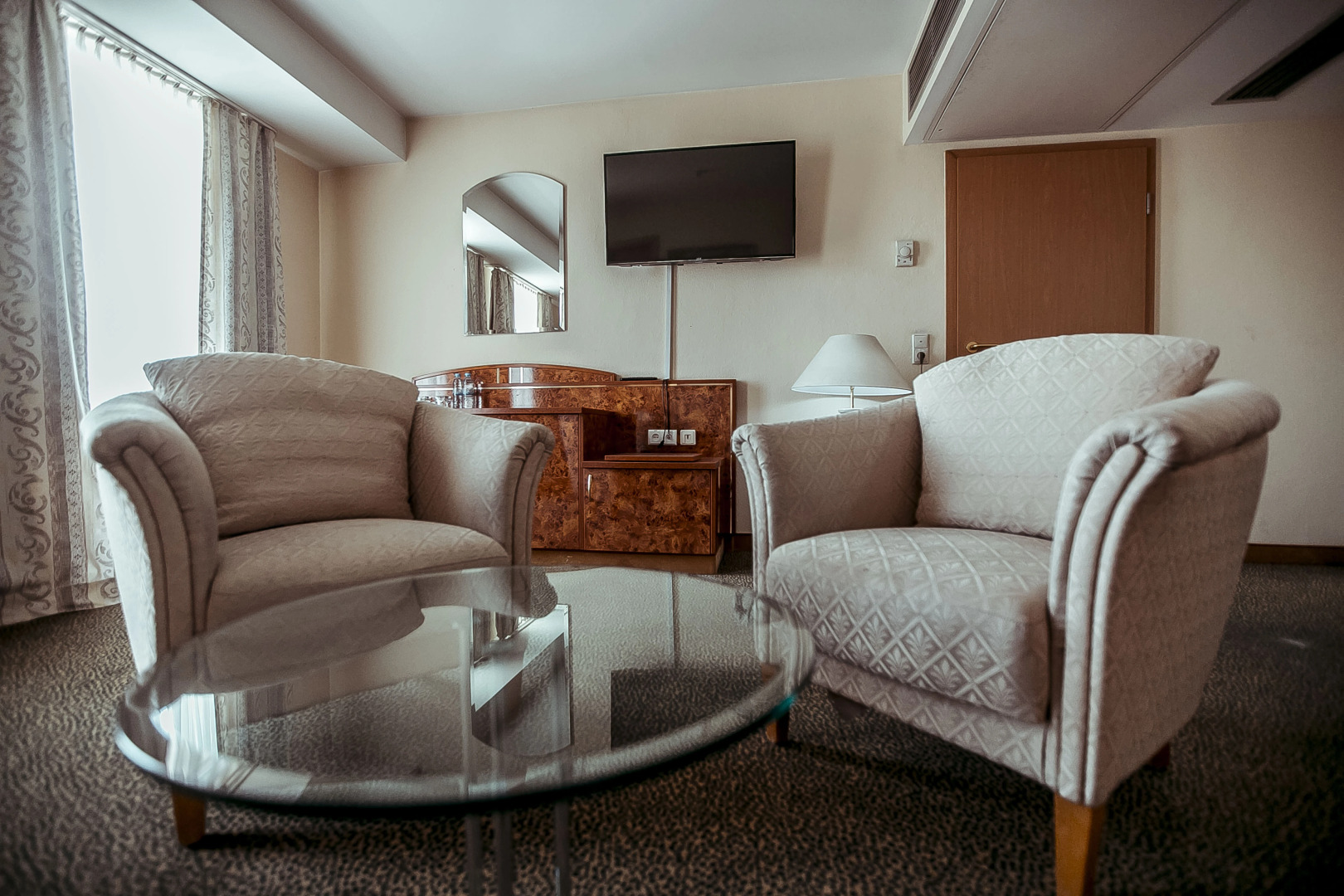 Шодлик Палас