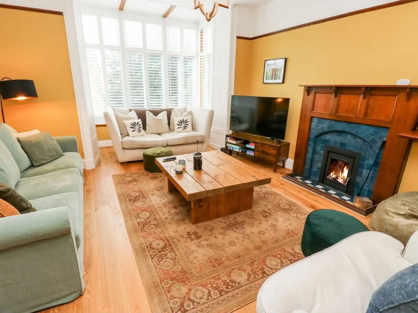 The Old Post Office - Pet Friendly Group Stays in Holmfirth