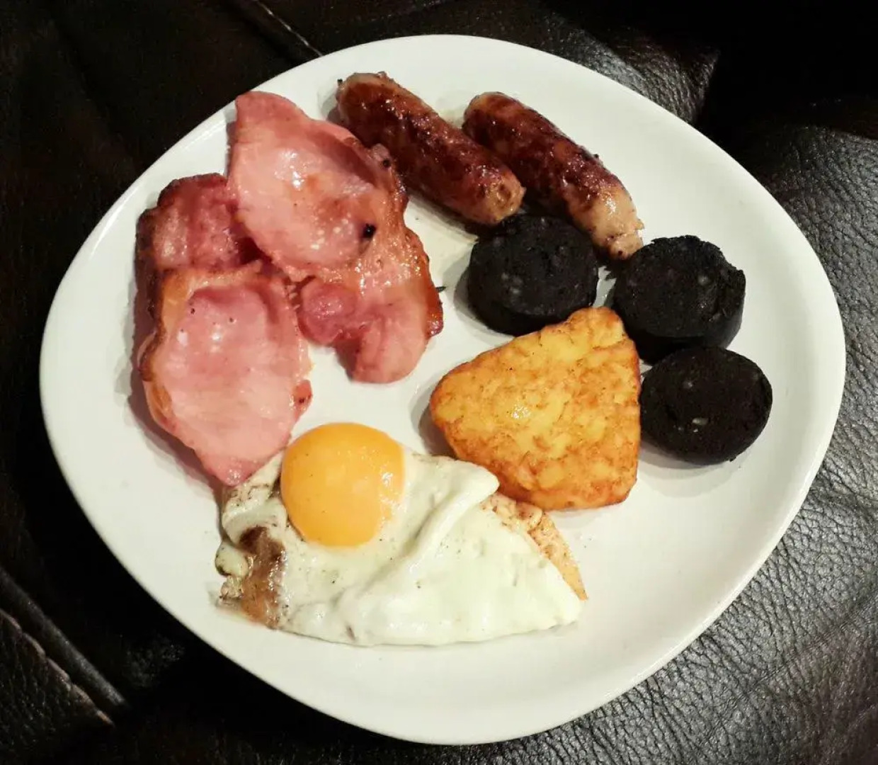 Atticus Central Guest House