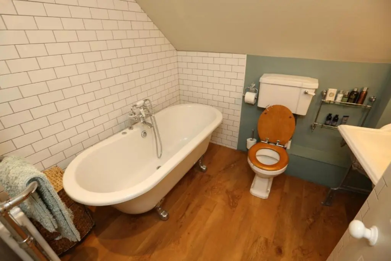 Monmouth House Apartments