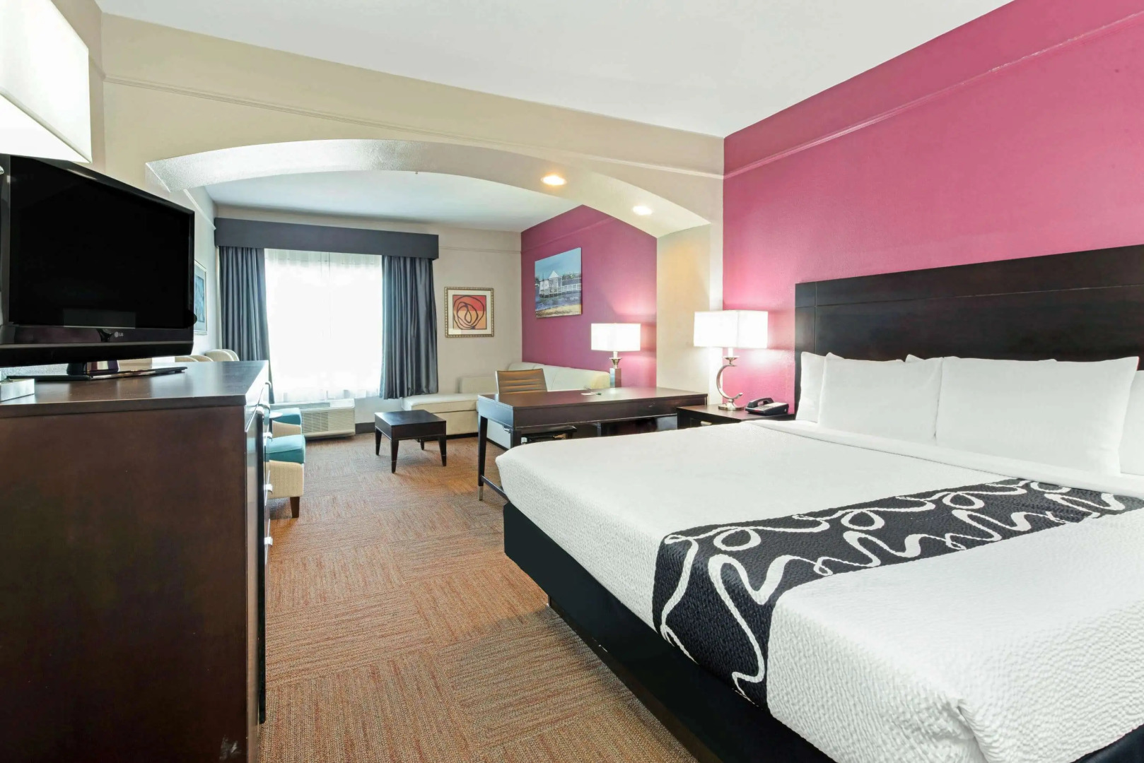 La Quinta Inn & Suites by Wyndham Winnie