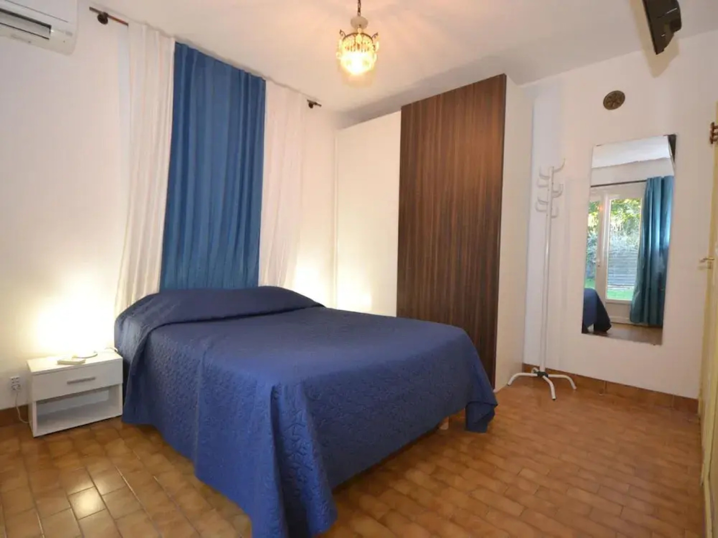 Superb House With Pool Near the Luberon