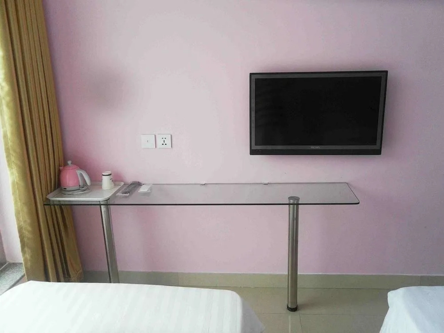 Rongcheng Youdu Express Hotel (Swan Lake Shop)